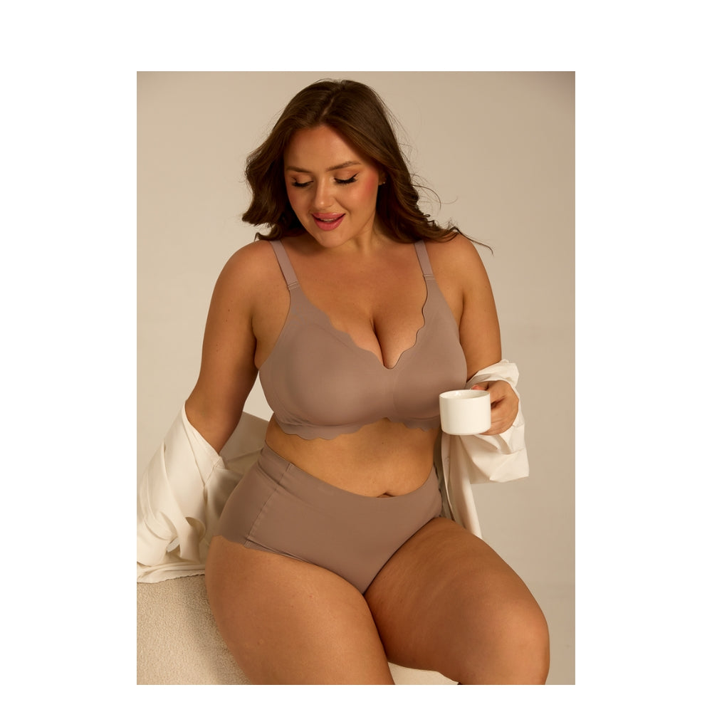 Femifemme bh - SoftScallop Full Coverage Bøjlefri BH - FF6001 - Soft Mocha