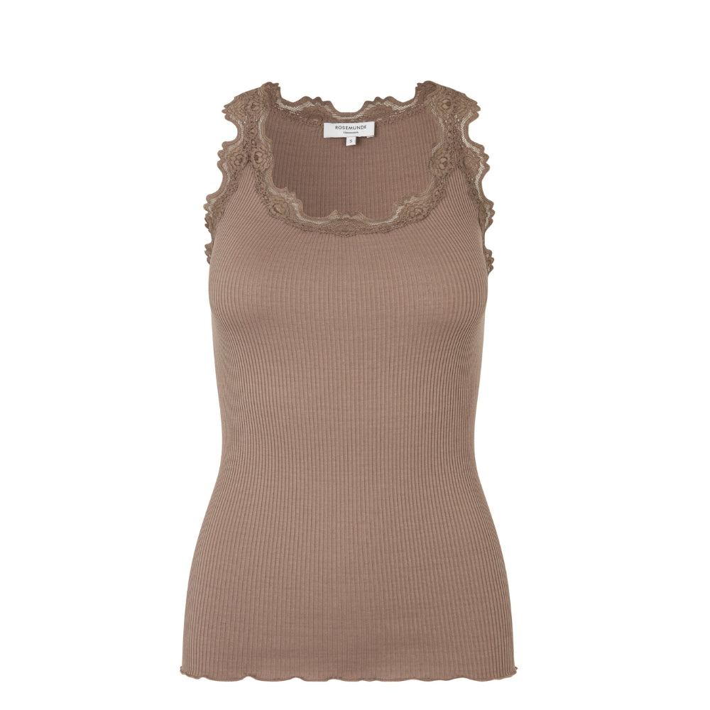 Rosemunde top med blonde - 5205 (Mørk sand)