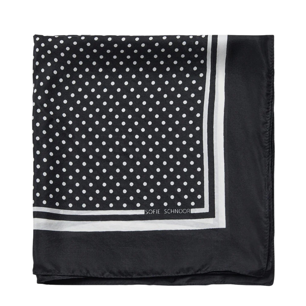 Sofie Schnoor tørklæde - Miasw scarf – S251910 – 9096 black/ off white