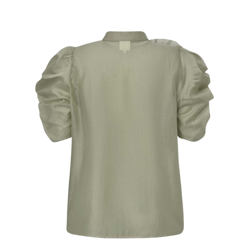 Gossia bluse med blomst - AnnsofiGO Blouse – G1805 - Light Dusty Green 