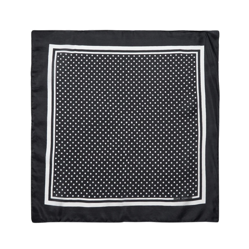 Sofie Schnoor tørklæde - Miasw scarf – S251910 – 9096 black/ off white