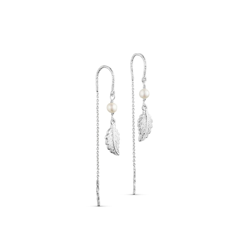 Pure by Nat lange øreringe - Linn chain earrings – 45939 (Sølv/Hvid)