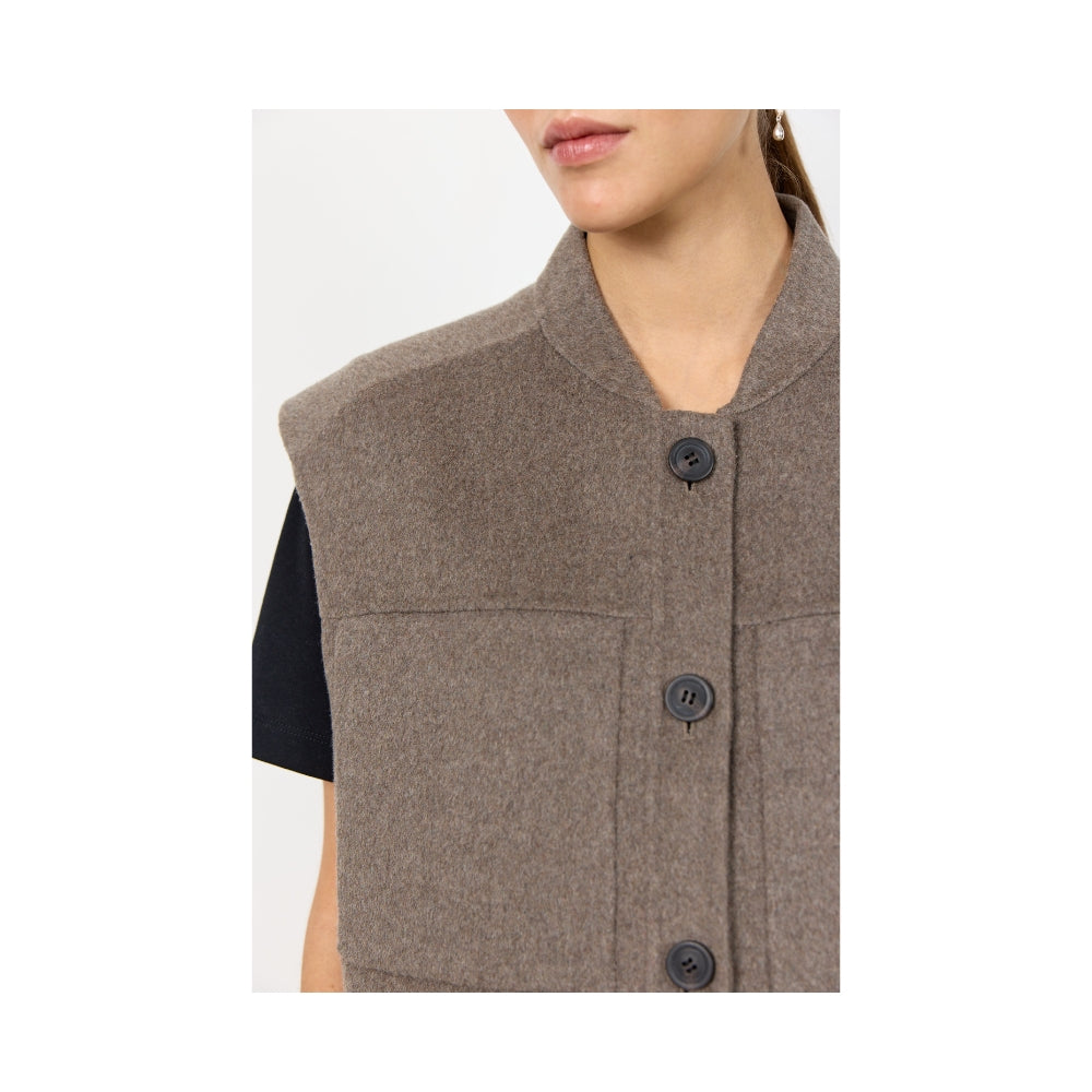 Leveté Room vest – LR-Owa 40 (Lysebrun)