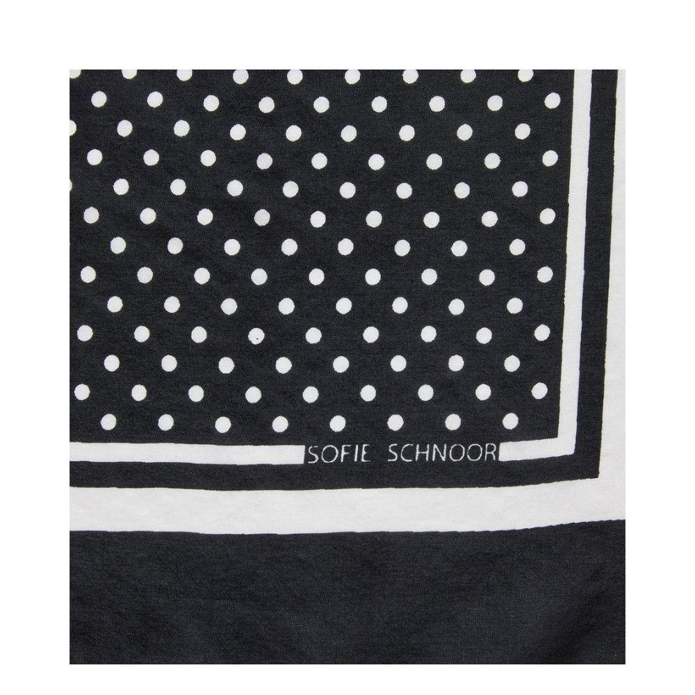Sofie Schnoor tørklæde - Miasw scarf – S251910 – 9096 black/ off white