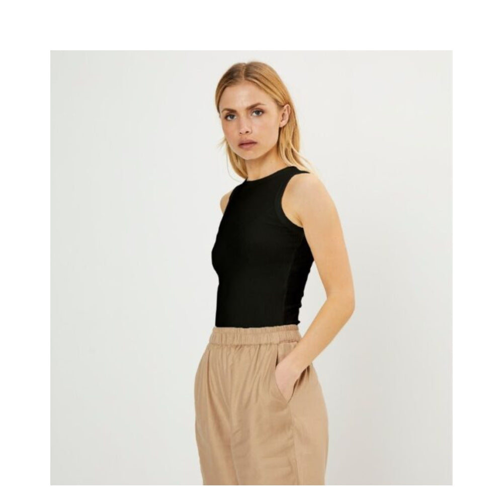 La Rouge top - NOOS Lisa Singlet - LR1103 - Black