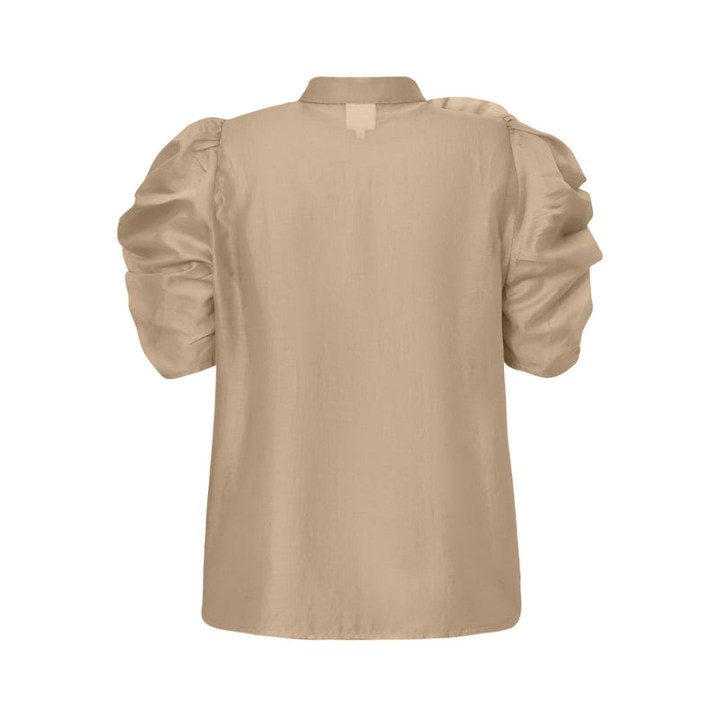 Gossia bluse med blomst – Annsofi (Sand)