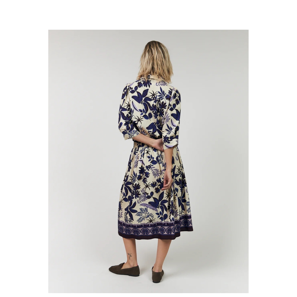 Lollys Laundry skjorte - BonoLL (Blå/Råhvid) Lollys Laundry skjorte - BonoLL Shirt SS – 26110-1007 – 74 Flower Print