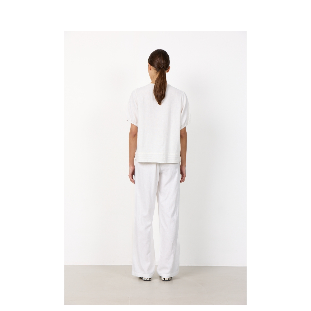 Leveté Room - LR-Naja 54 (Hvid) Levete Room hør bluse - LR-Naja 54 – 101312 – 1000 White