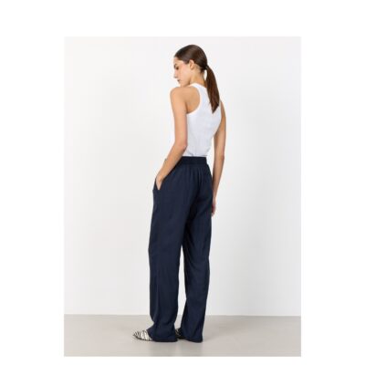 Leveté Room - LR-Naja 7 (Navy) Levete Romm hørbukser - LR-Naja 7 – 101302 - 6995 Dark Navy