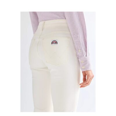 Wrangler hvide jeans - WRG Flare Lightweight Jean – 112378701 – Worn White