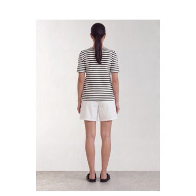 Leveté Room t-shirt - LR-Neddie 1 (Hvid/Navy) Levete Room t-shirt - LR-Neddie 1 – 201244 - 6995C Dark Navy Combi
