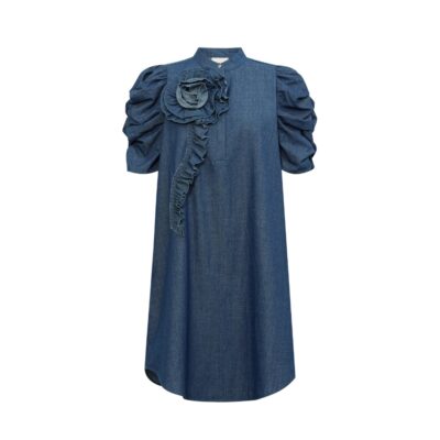 Gossia kjole med blomst – MiljaGO (Denim)